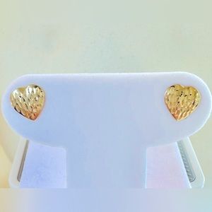 14k Gold Heart Studs